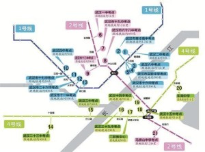 回答：我会将您的问题转达给专家。专家表示，孩子厌学，对学习没有兴趣，甚至导致旷课。应仔细考虑此类极端情况。学习厌倦的表现有很多，比如上课听不懂；不能做家庭作业；老师天天批评，有时向家长抱怨。这些孩子学习时头疼，旷课逃学，可以暂时逃走，放松一下，有的在街上闲逛，有的在玩游戏机等等。事实上，这些孩子的处境很不舒服，既烦人又可怜，他们需要父母的额外照顾。初中孩子嫌累厌学怎么办。